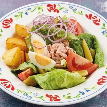 Салат с тунцом